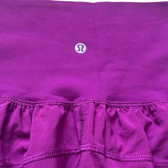 Lululemon Purple Tranquil High Waist Crop Casual Pants Pockets Sz 2 Athleisure - Picture 6 of 11